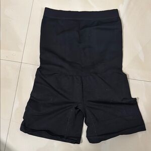 BLANQI highwaisted postpartum Black Shorts